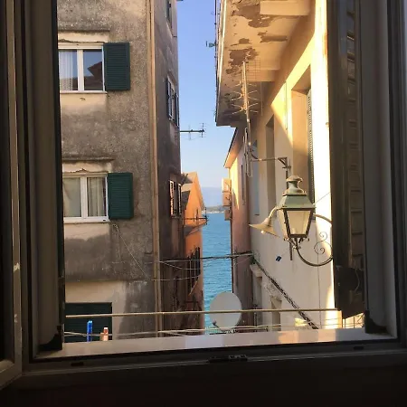 Emma's * Corfu (city)